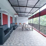 Reddoorz Plus Near Itc Cempaka Mas 2