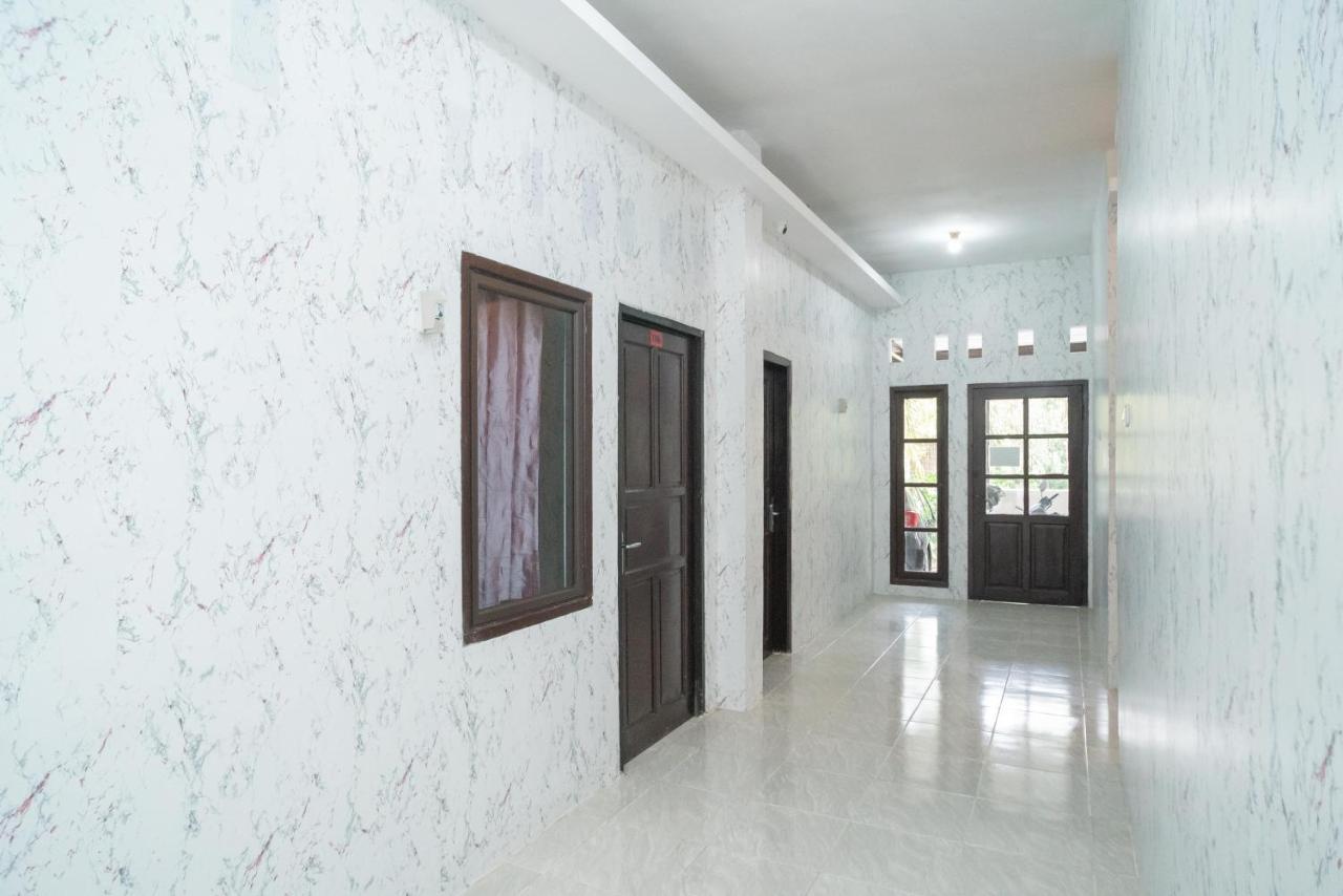 Hotel Reddoorz Near Itc Cempaka Mas 2 Jakarta